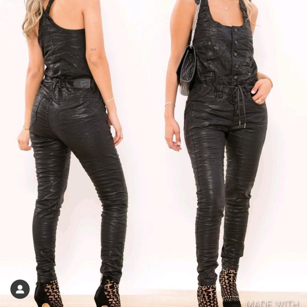 3/$25 ZVOOV Black Button Up Drawstring Waist Jean